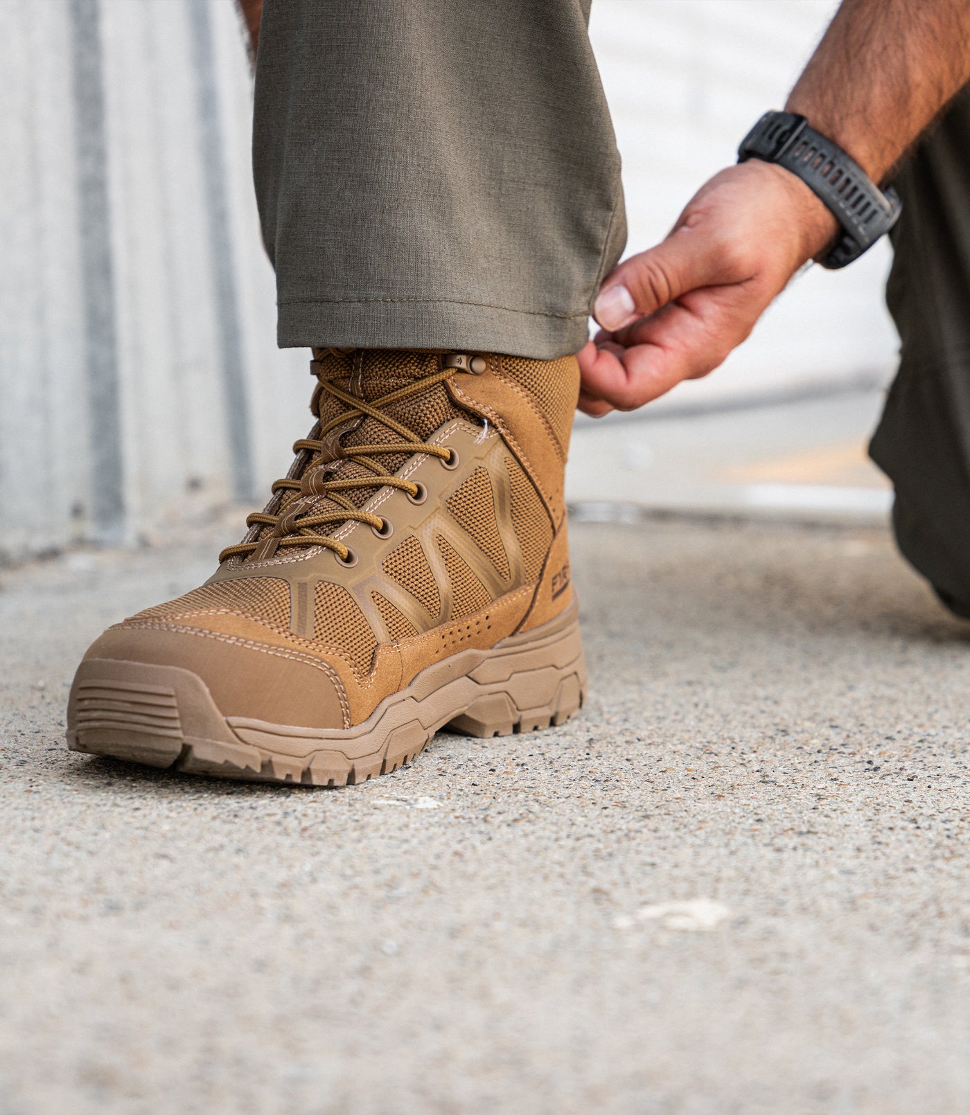 Lifestyle Photo of Men's 7" Operator Boot in Coyote